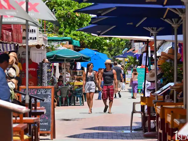 isla mujeres catamaran tour walk streets aquatic tours in cancun