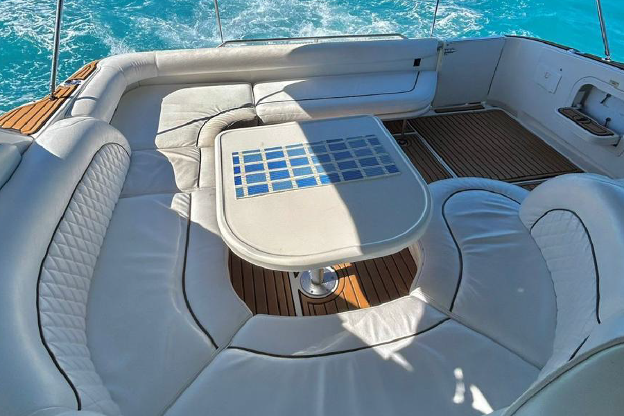 Imagen de  Yate Rayo Cancun – Alquiler de Yate Privado Exclusivo para Grupos VIP