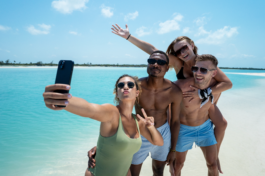 Tour Image  Speedboat Tour in Cancun: Adventure Through Nichupte Lagoon to Isla Blanca