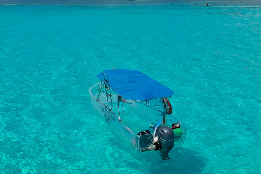 Tour Image Clearboat Tour with Reef Visit & Sandbar Swim in Cancun