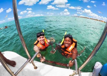 snorkel-at-puerto-morelos